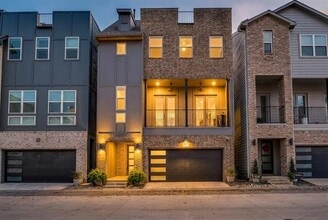 Building Photo - 1434 Elevado Dr
