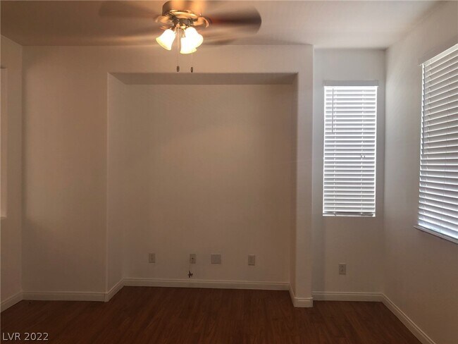 Foto del edificio - 8360 Lower Trailhead Ave