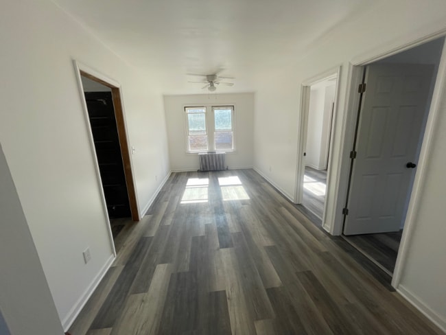 Foto del edificio - 2438 S 5th St