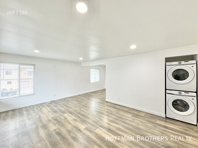 Foto del edificio - 4132 W 118th St