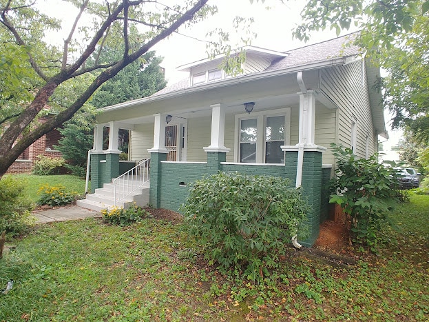 Photo - 2078 E 5th Ave