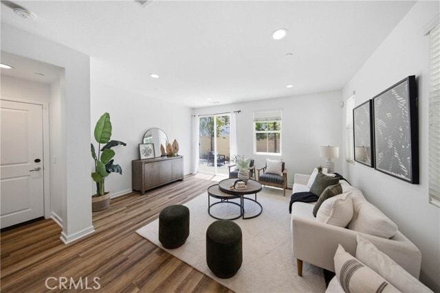 Building Photo - 385 N Avelina Way