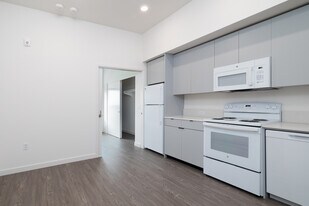 Naranja Apartments