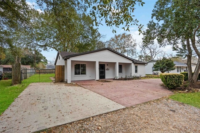 Building Photo - 1721 Jones St