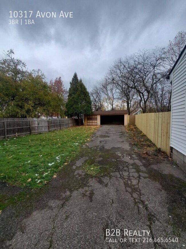 Foto del edificio - 10317 Avon Ave