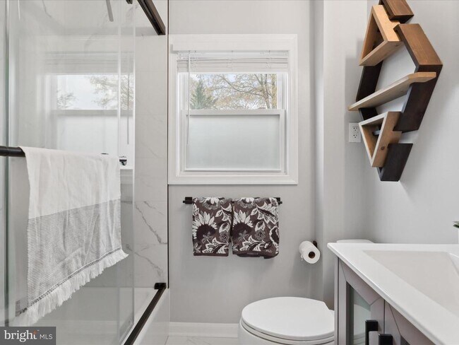 Foto del edificio - 2203 Arlington Terrace