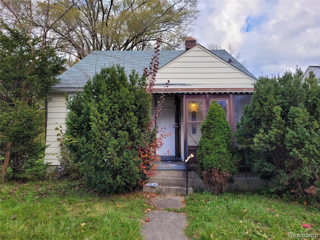 Primary Photo - 19192 Huntington Rd