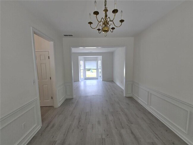 Foto del edificio - 10845 Glenbarr Dr