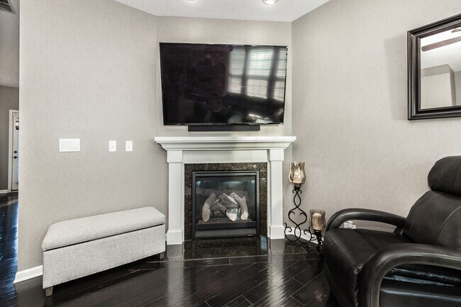 Building Photo - 3279 Coral Ln