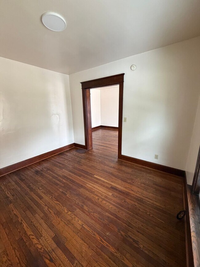 Foto del edificio - 307 Poplar St