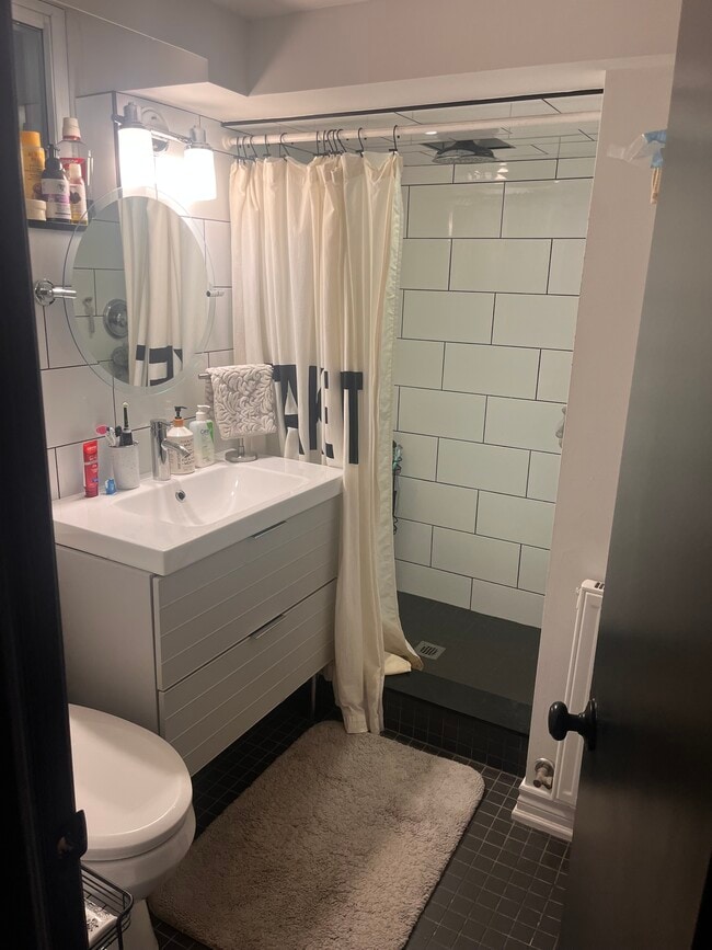 Building Photo - 132 Bellefair Av