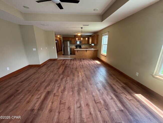 Building Photo - 4701 Deerfield Dr