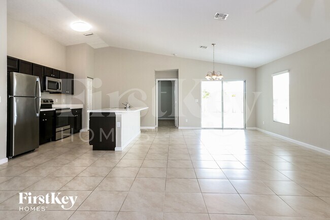 Foto del edificio - 4477 Southwest