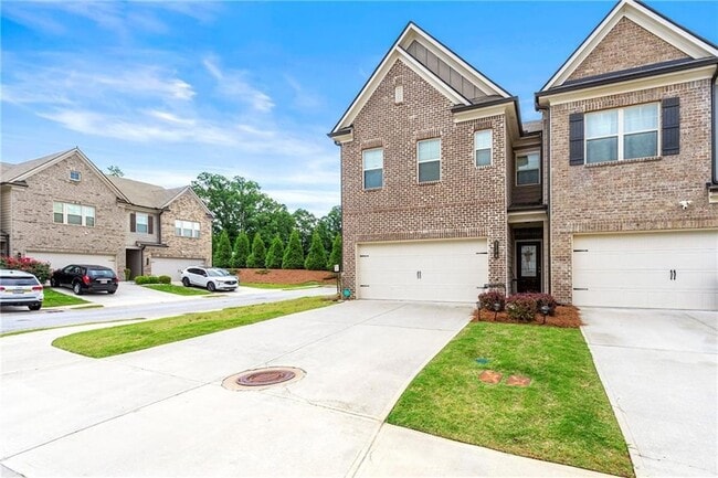 Building Photo - 2170 Trelipe Dr
