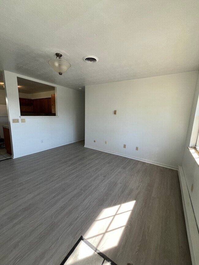 Foto del edificio - 1020 Arrowhead Dr
