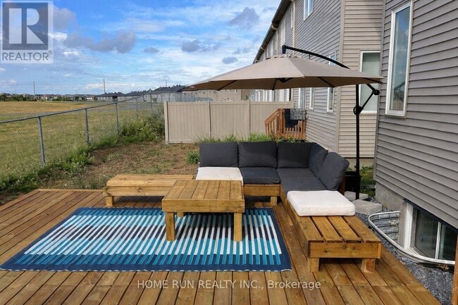 Building Photo - 153 Bending Way