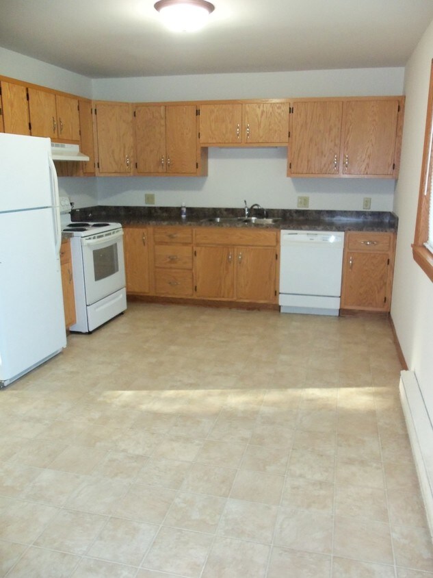 Primary Photo - 1240 Alicia Dr