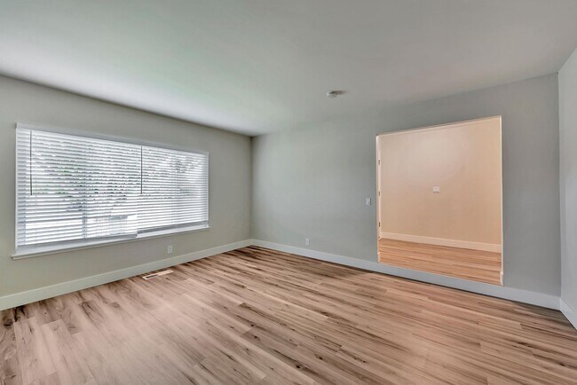 Building Photo - Completely Remodeled Duplex in Top Rated C...