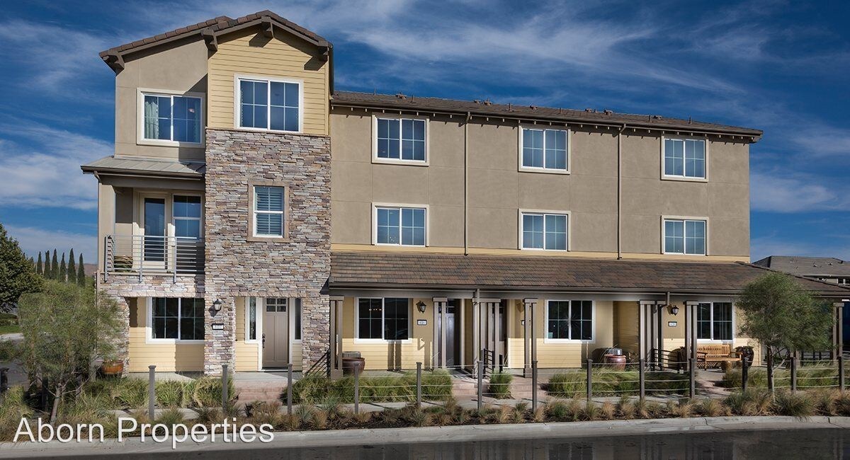 Foto principal - 6126 Golden Vista Dr