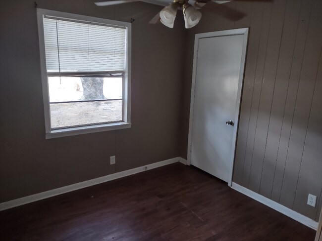 Foto del edificio - 101 Oakdale St