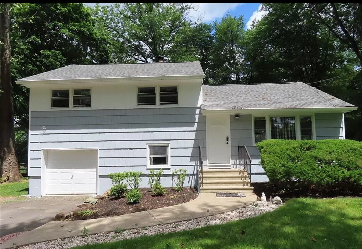 285 River Rd, Piscataway, NJ 08854 House Rental in Piscataway, NJ