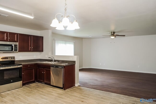 Building Photo - 119 Belle Haven Dr