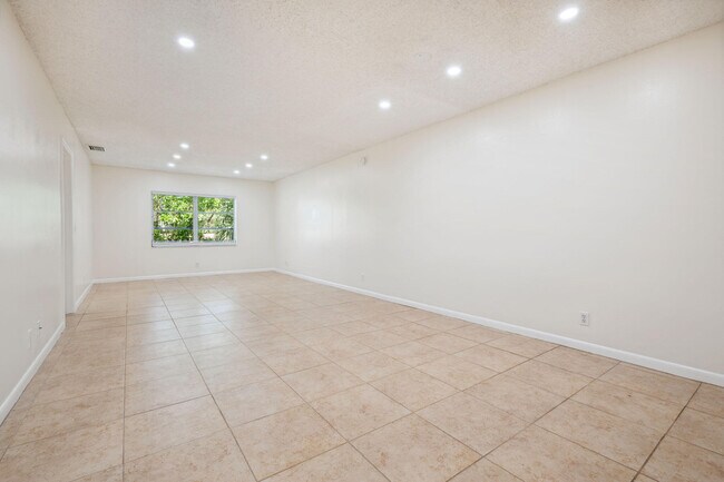 Foto del edificio - 308 Southwind Ct