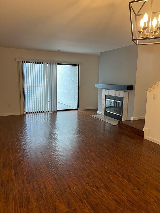 Foto del edificio - 2598 Oak Rd