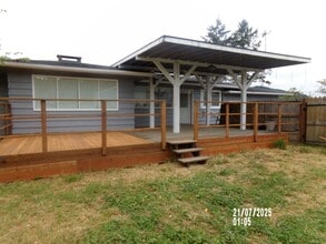Building Photo - 2520 Ocean Ave