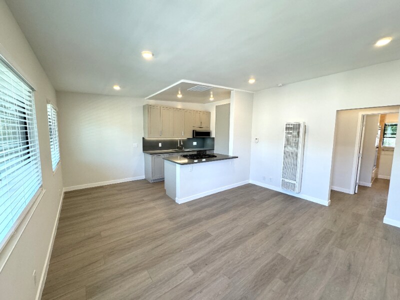 Primary Photo - 3650 S Centinela Ave