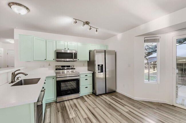 Foto del edificio - 1155 Trout Creek Cir