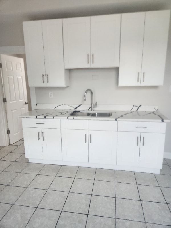 Photo - 2326 S Homan Ave Apartment
