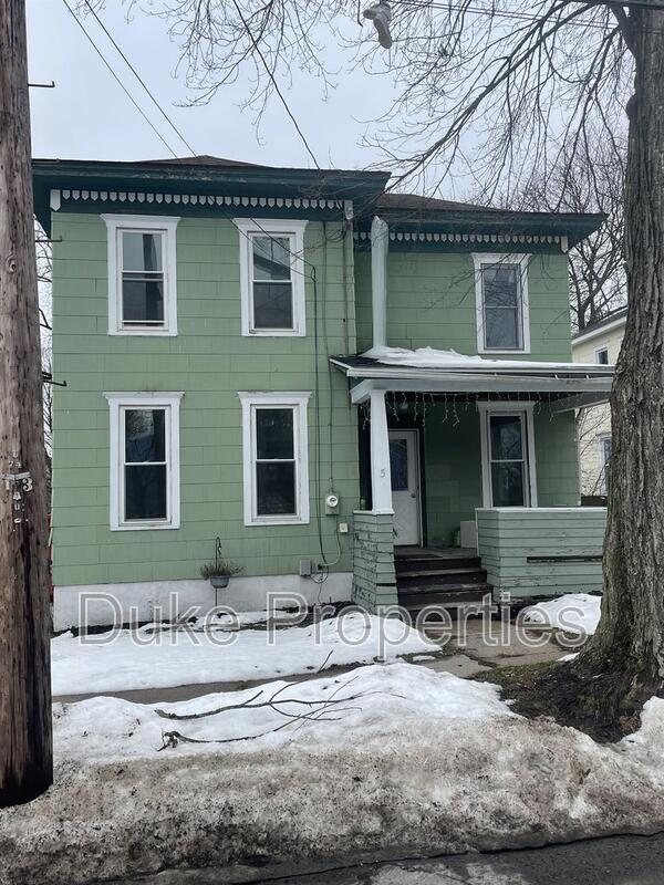 Building Photo - 5 Sheridan St