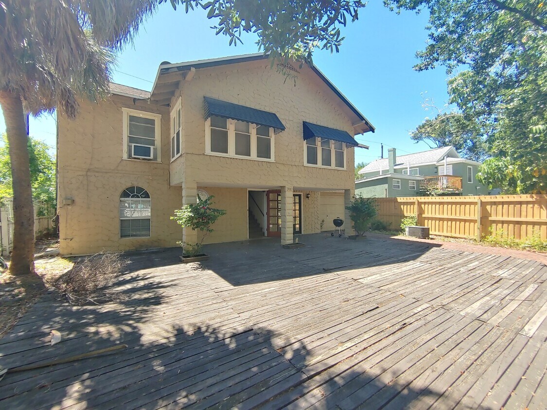Primary Photo - 3460 Haines Rd N