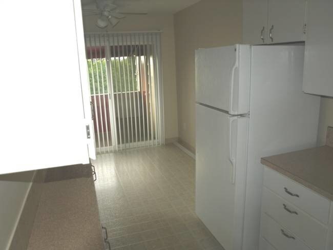 Cocina / Comedor - 1210 NE 181st Ave