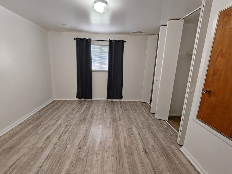 Foto principal - 797 Babbitt Rd