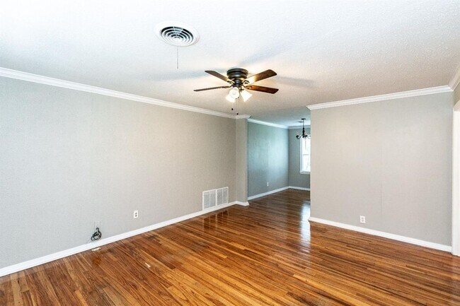 Foto del edificio - Cute 3/1 close to TEch and Medical $1,325 ...