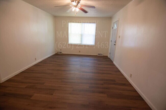 Foto del edificio - 2-Bedroom Duplex