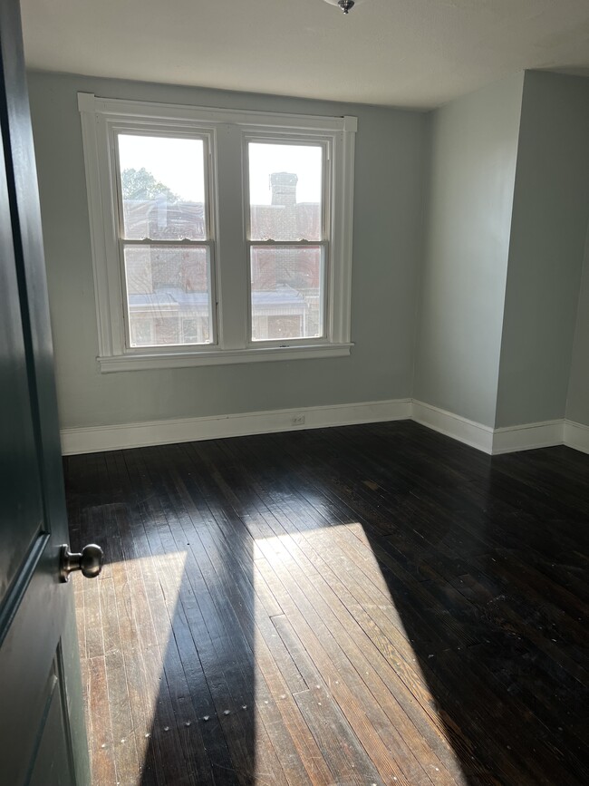 Foto del edificio - 4017 Higbee St