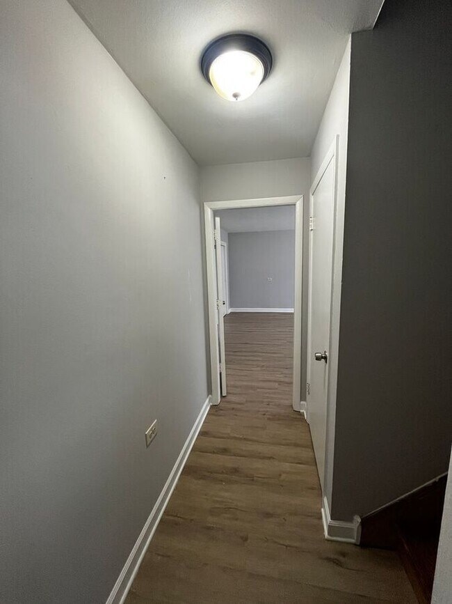 Foto del edificio - 2149 W 119th St