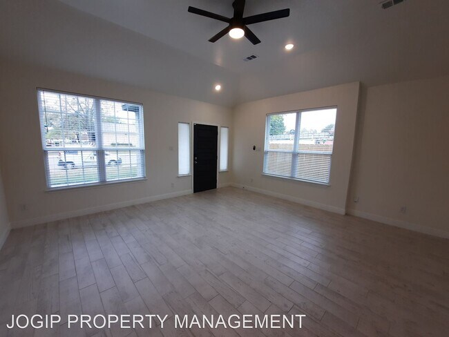 Building Photo - 3 br, 3 bath House - 2832 Pennsylvania Ave