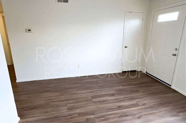 Building Photo - 6446 E Alder Ave