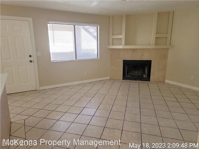 Building Photo - 2 br, 2 bath House - 761 Rock Springs Dr #102