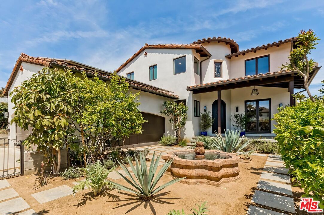 Foto principal - 3654 Tilden Ave