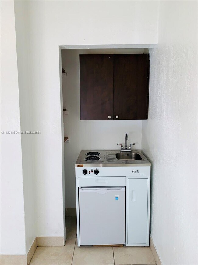 Foto del edificio - 1255 SW 6th St