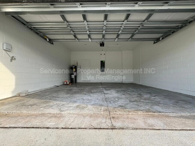 Building Photo - 5298 Diamondleaf Dr