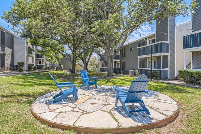 Foto del edificio - z-041326-Woodstone