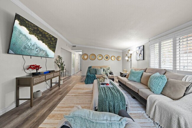 Foto del edificio - 10150 Sierra Madre Rd