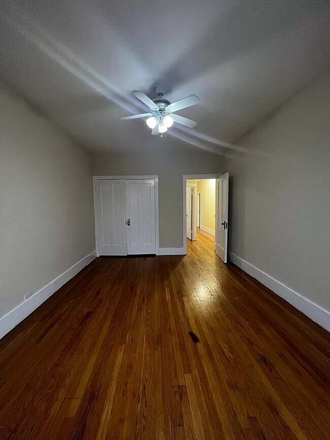 Foto del edificio - 4306 W Shakespeare Ave