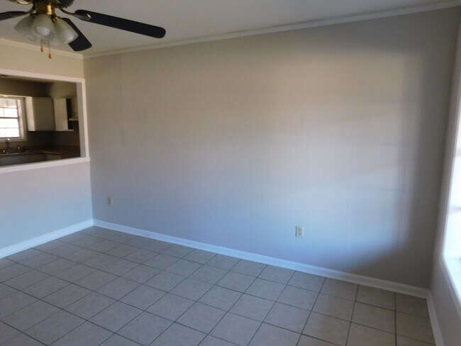 Foto del edificio - 7310 Susie Ln